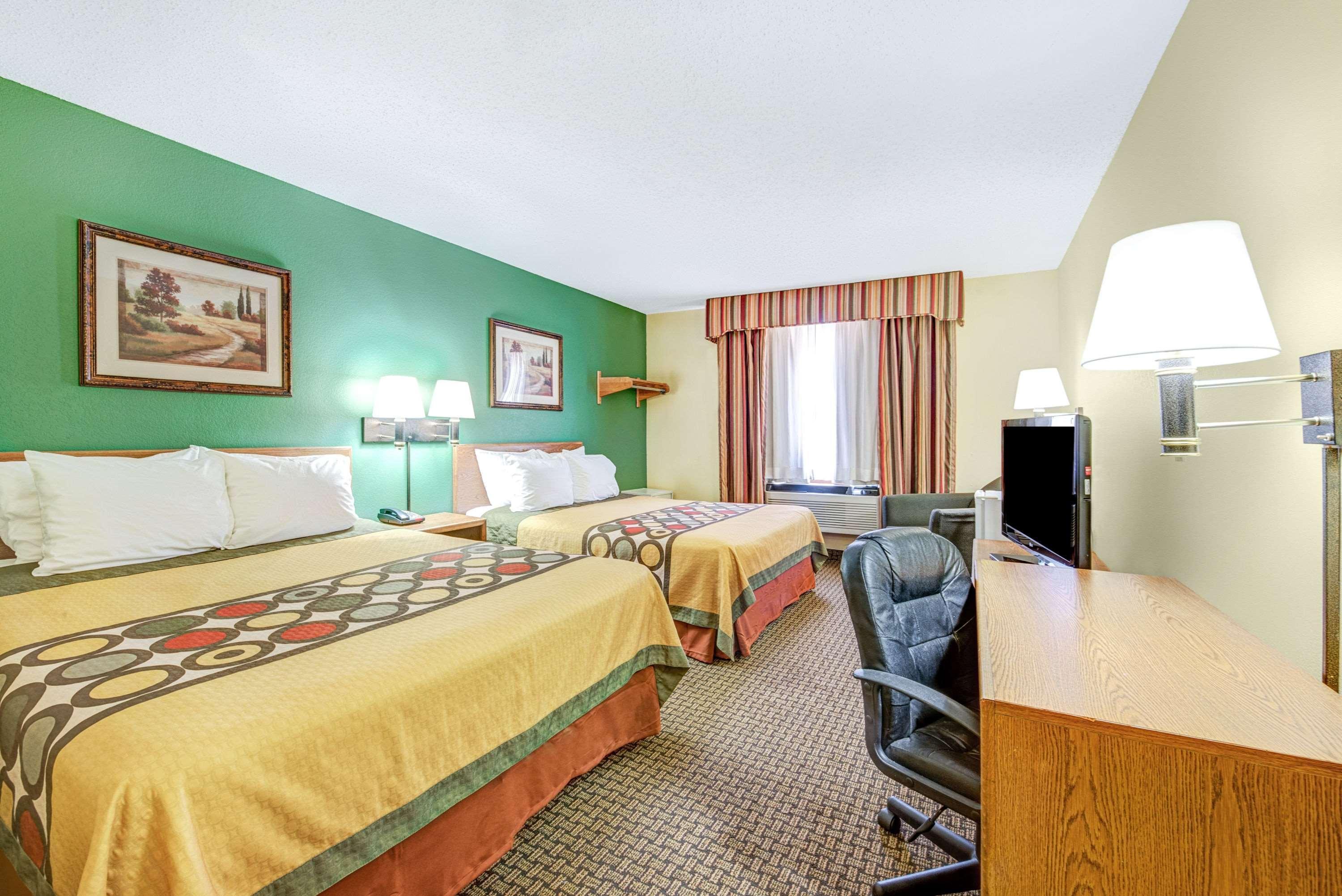 Super 8 By Wyndham Mckinney/Plano Area Dış mekan fotoğraf